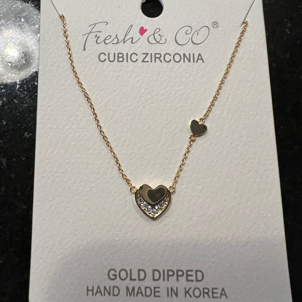 Heart necklace! Gold plated. New!